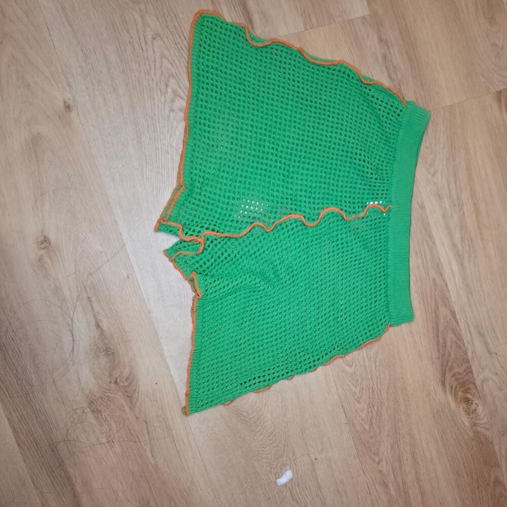 Fashion-nova Women's Green Shorts